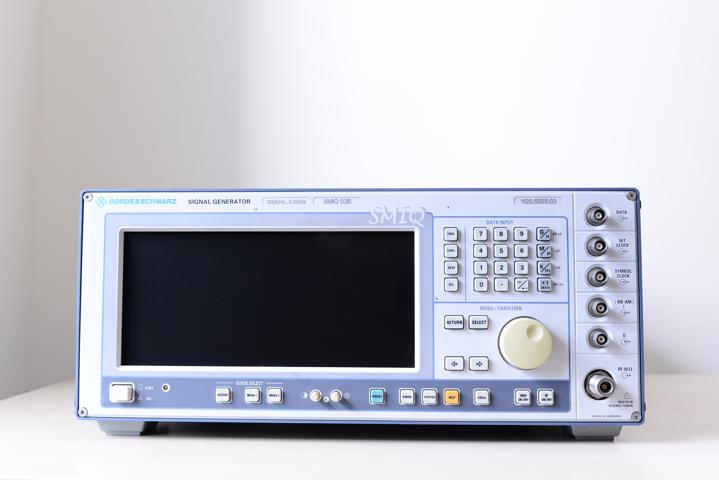 Генератор сигналов Rohde & Schwarz SMIQ03